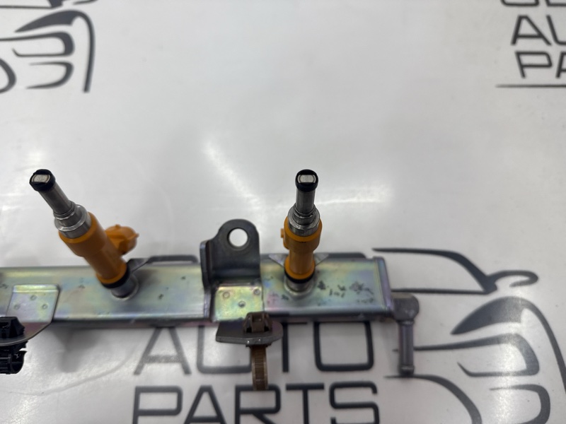 Топливная рампа с форсунками SX 4 2012 EYA21S M16A