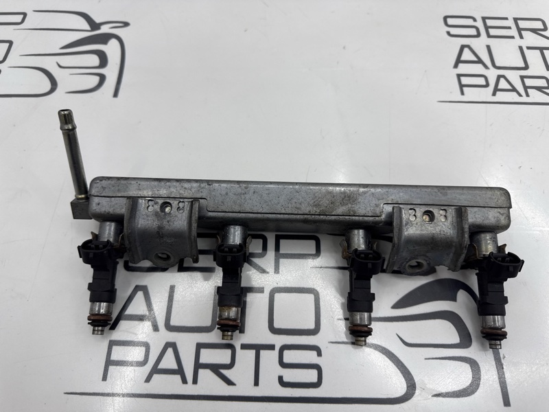 Запчасть топливная рампа с форсунками Nissan Note 2011 E11 1.4 CR14DE 175201U60B контрактная Топливная рампа с форсунками Nissan Note 2011 E11 1.4 CR14DE 175201U60B контрактная