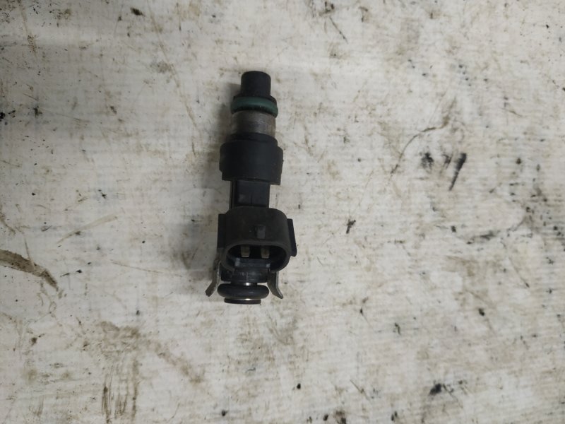 Форсунка топливная Teana J32 2.5