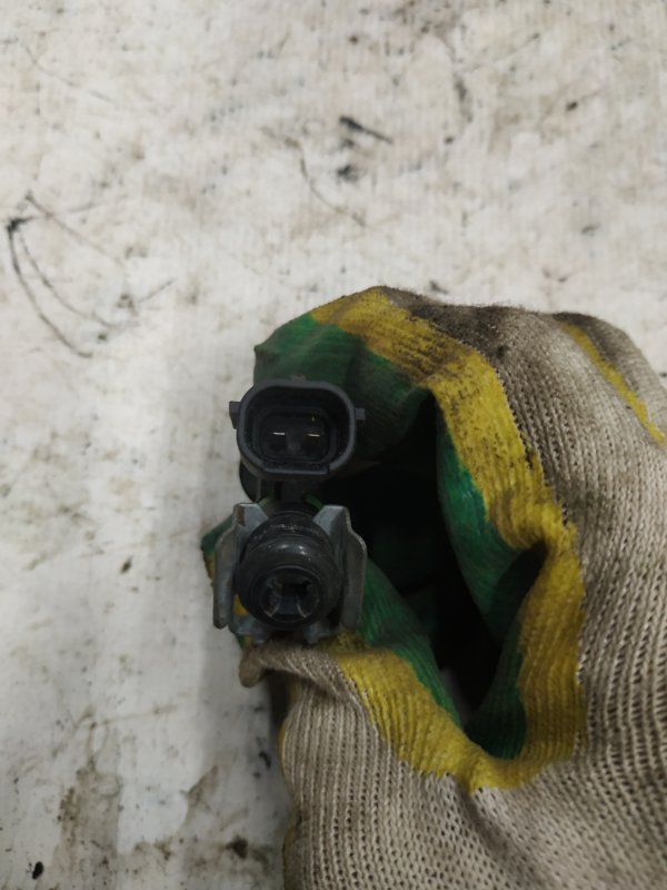 Форсунка топливная Teana J32 2.5