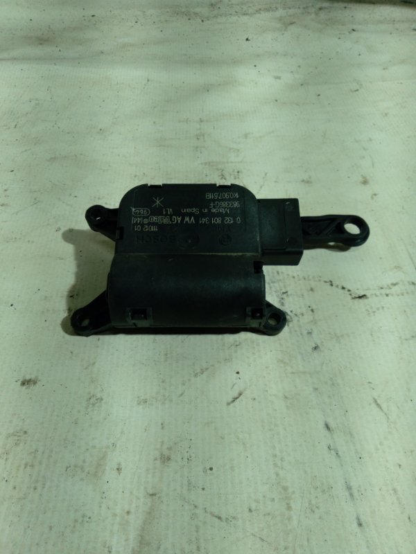 Моторчик заслонки печки Leon 2012 1.2 CBZ