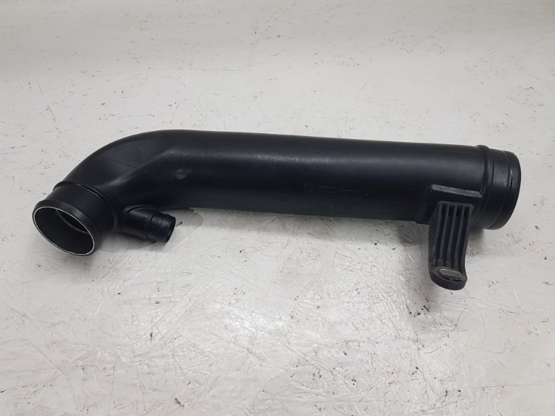 Запчасть патрубок интеркулера Skoda Octavia A5 CDA 1K0129654AP контрактная Патрубок интеркулера Skoda Octavia A5 CDA 1K0129654AP контрактная