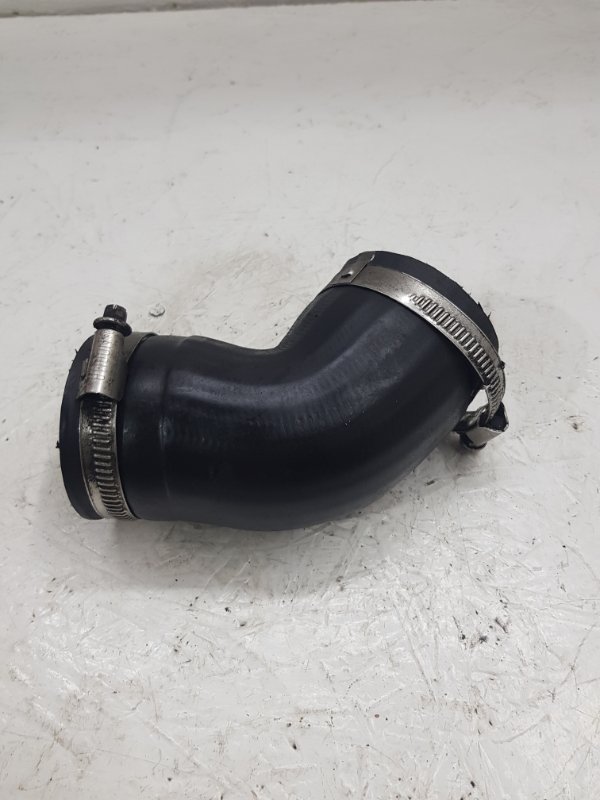 Патрубок интеркулера Octavia A5