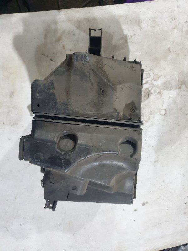 Корпус воздушного фильтра volvo xc90 c59 b5254t2 Корпус воздушного фильтра volvo xc90 c59 b5254t2