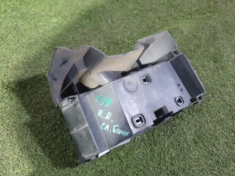 Клипса бампера задняя правая xc90 c59 b5254t2 Клипса бампера задняя правая xc90 c59 b5254t2