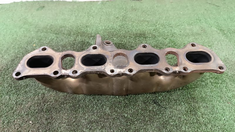 Коллектор выпускной правый Cayenne 9PA M4800 Коллектор выпускной правый Cayenne 9PA M4800