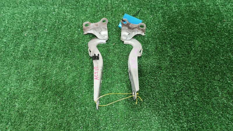 Петля капота передняя Toyota OPA 2000 ACT10 1AZ-FSE 53410-63010 контрактная