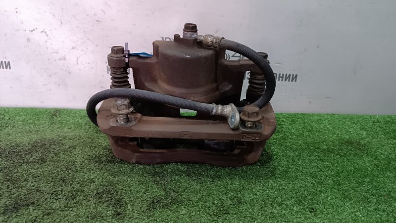 Суппорт тормозной передний правый INSPIRE 2003 UC1 J30A