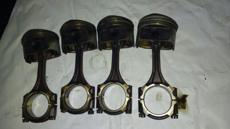 Поршень Toyota 3SFE Поршень Toyota 3SFE