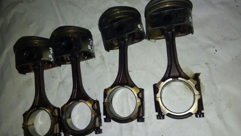 Поршень Toyota 3SFE Поршень Toyota 3SFE