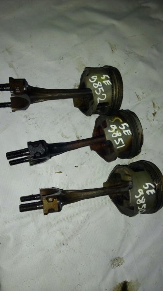 Поршень Toyota 5EFE Поршень Toyota 5EFE