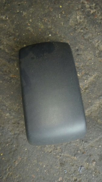 Подлокотник Mazda 3 Подлокотник Mazda 3