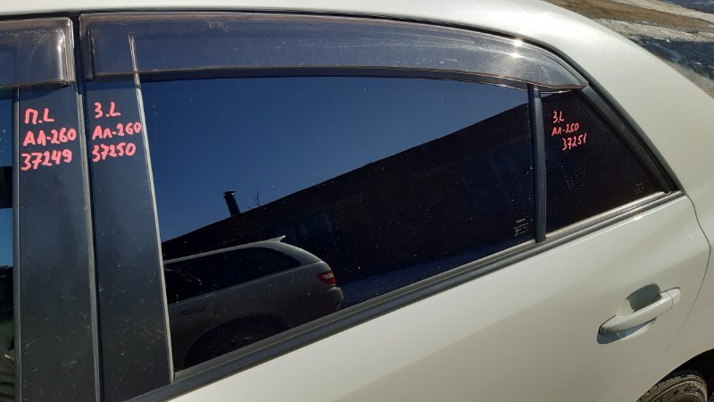 Стекло двери Toyota Allion NZT260 1NZFE 2008 заднее левое
