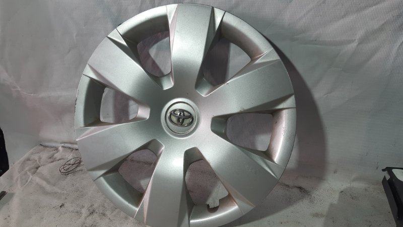 Колпак Toyota Колпак Toyota