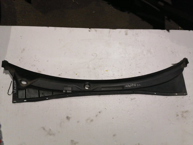 Жабо Subaru Impreza Жабо Subaru Impreza
