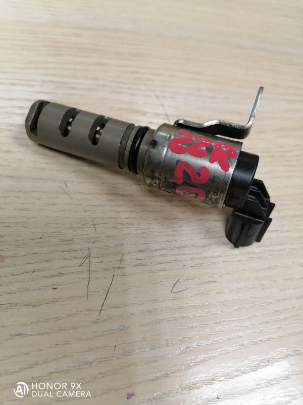 Датчик vvt-i Toyota 2ZRFAE Датчик vvt-i Toyota 2ZRFAE