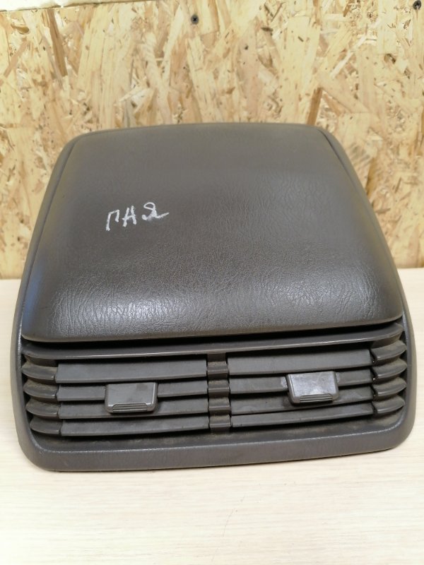 Бардачок Toyota Gaia ACM10 Бардачок Toyota Gaia ACM10