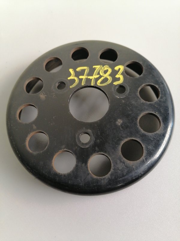 Шкив помпы Toyota 1NZFE 2003 Шкив помпы Toyota 1NZFE 2003
