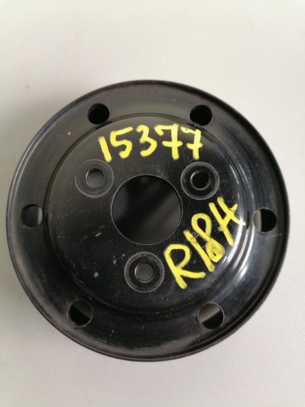 Шкив помпы Honda R18A Шкив помпы Honda R18A