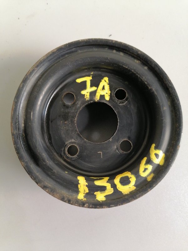 Шкив помпы Toyota 7AFE Шкив помпы Toyota 7AFE