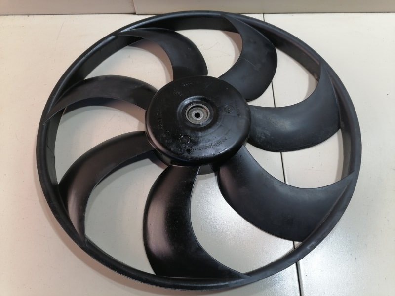 Вентилятор радиатора Hyundai Solaris RB G4FD 2014