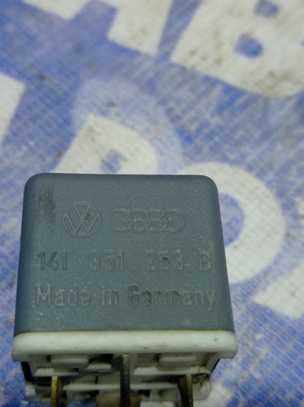 Реле A4B6 2004 седан