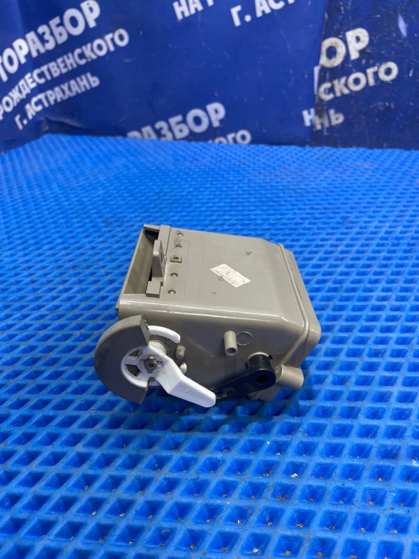 Дефлектор воздушный Fora A21 2007 седан