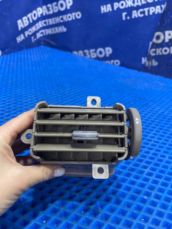 Дефлектор воздушный Fora A21 2007 седан