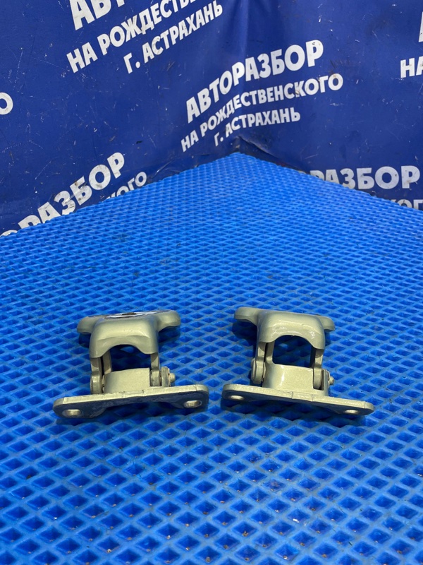 Петля двери Land Rover Freelander 1 внедорожник 18K4F Петля двери Land Rover Freelander 1 внедорожник 18K4F