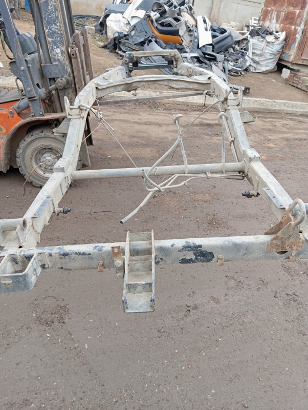 Рама Shuttle 2006 внедорожник 4G64 Рама Shuttle 2006 внедорожник 4G64