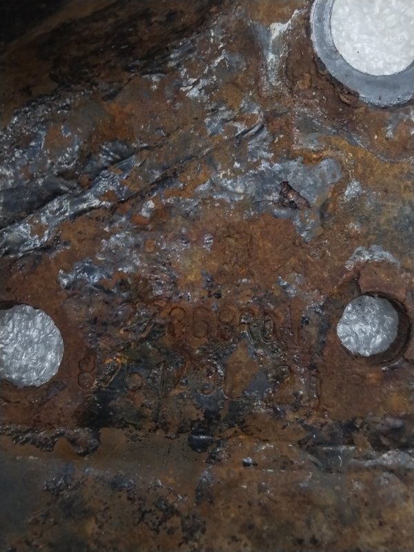 Кронштейн балки задний правый C3 2010 A51 EP6C