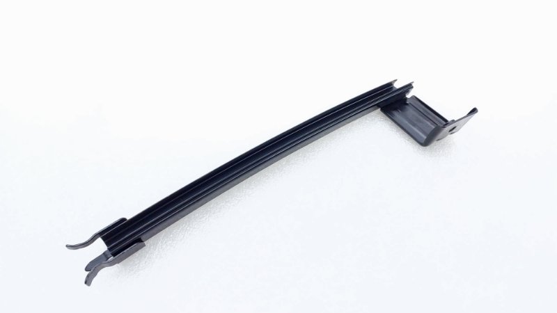 Направляющая стекла двери передняя левая JAC J7 HFC4GB2.4D