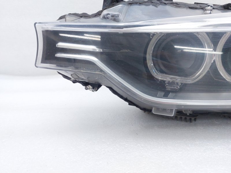 Фара левая 3-Series 2014 F30 N47D20C