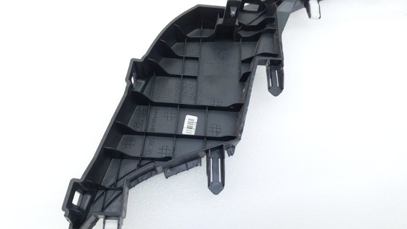 Накладка торпедо левая Staria 2021 US4 D4HB