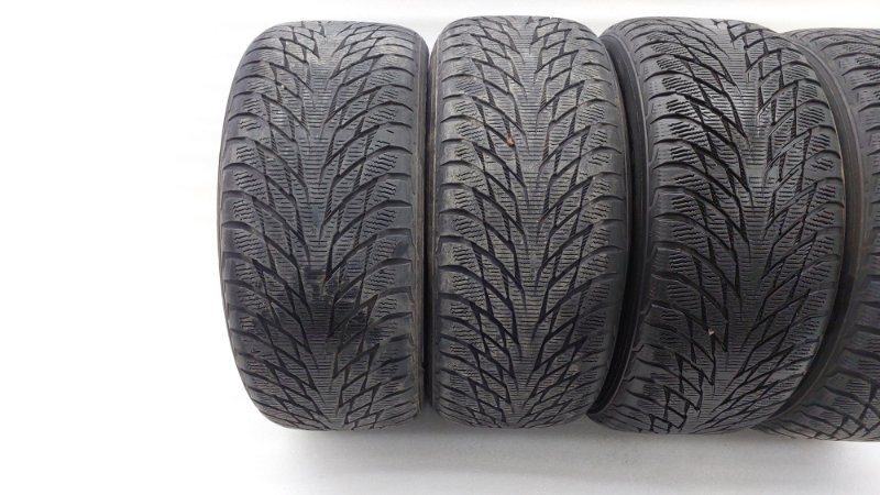 Шины комплект 7-Series 2010 F02 N63B44A