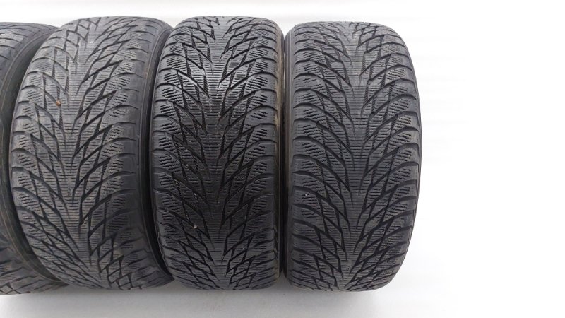 Шины комплект BMW 7-Series F02 N63B44A