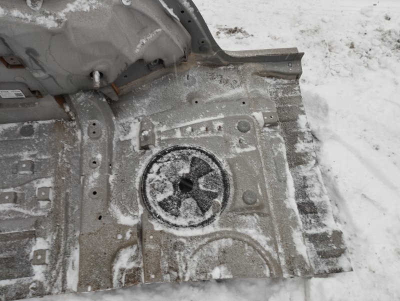 Крыло заднее левое T2 2024 T1J SQRF4J20