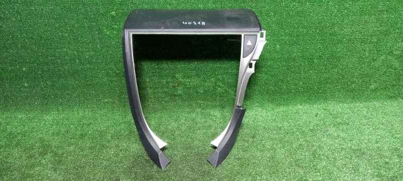 Консоль торпеды Toyota Ractis NCP125 1NZ-FE 2010