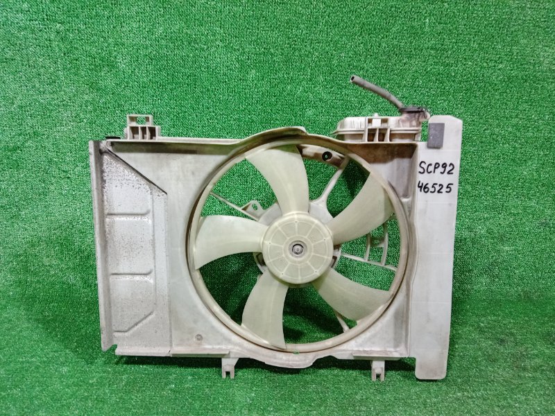 Диффузор радиатора Toyota Belta SCP92 2SZ-FE 2009