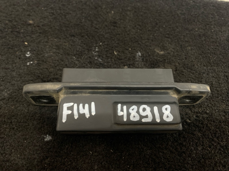 Кнопка открывания багажника Toyota Corolla Fielder NZE141 1NZ-FE 2007