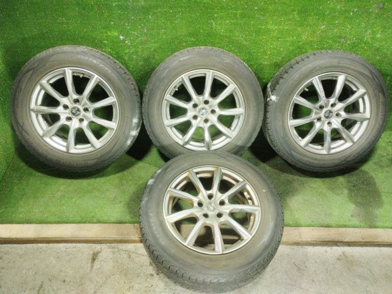 Колесо зимнее R17 / 225 / 65 DUNLOP WINTER MAXX 5x114.3 лит. 38ET