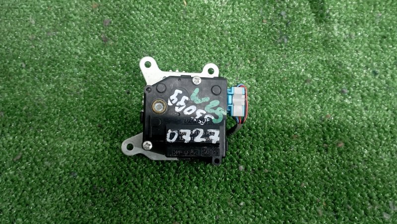 Сервопривод заслонки печки Toyota Wish ZGE25 2ZR-FAE 2009