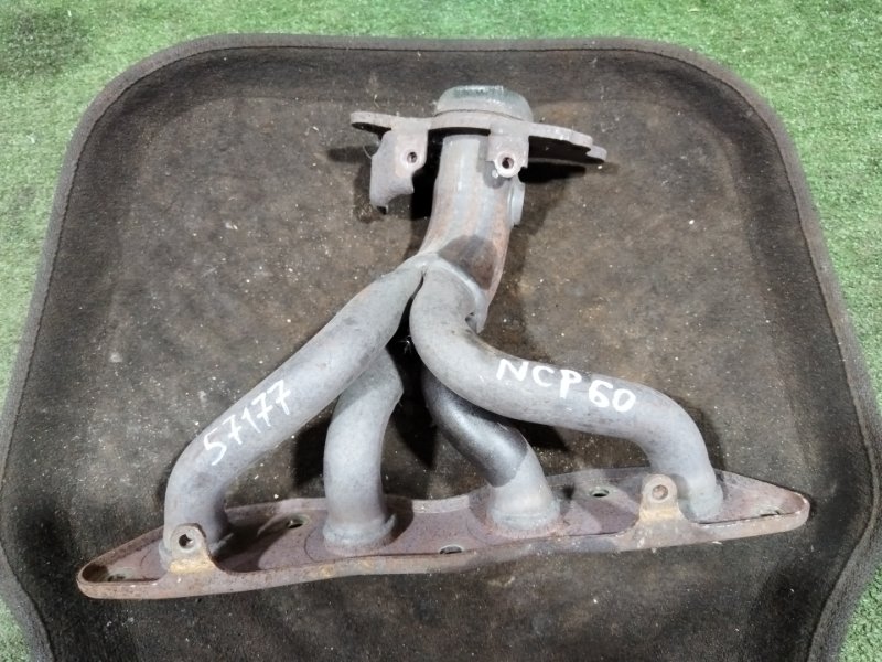 Коллектор выпускной Toyota Ist NCP60 2NZ-FE 2002