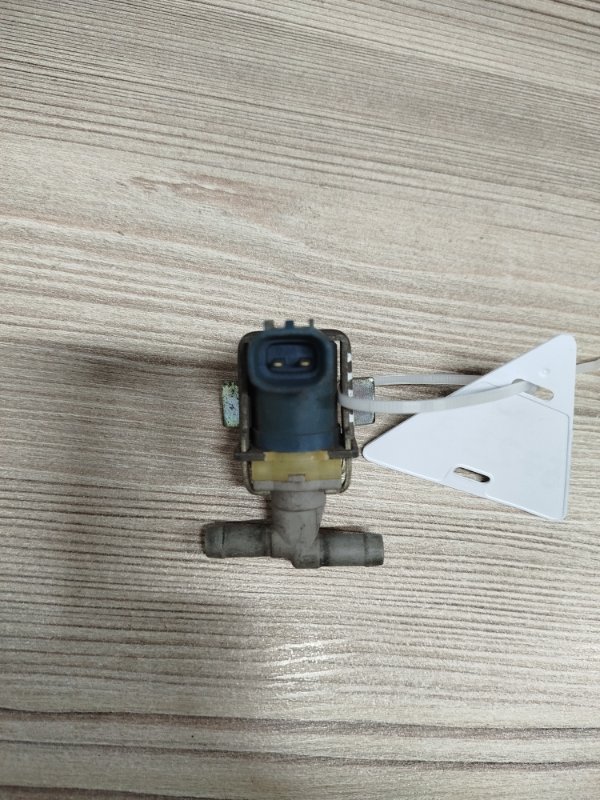 Клапан Toyota Probox NCP51 1NZ-FE 2007