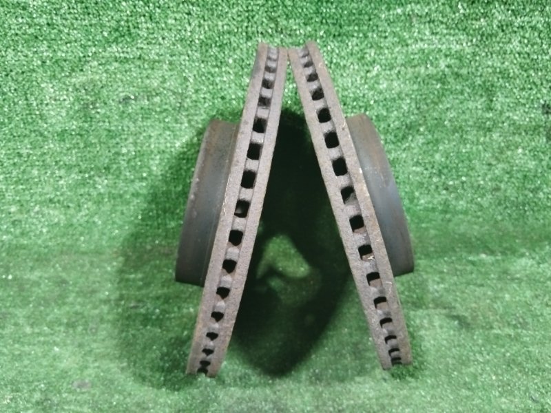 Диск тормозной передний пара передний TOYOTA COROLLA AXIO NZE141 1NZ-FE