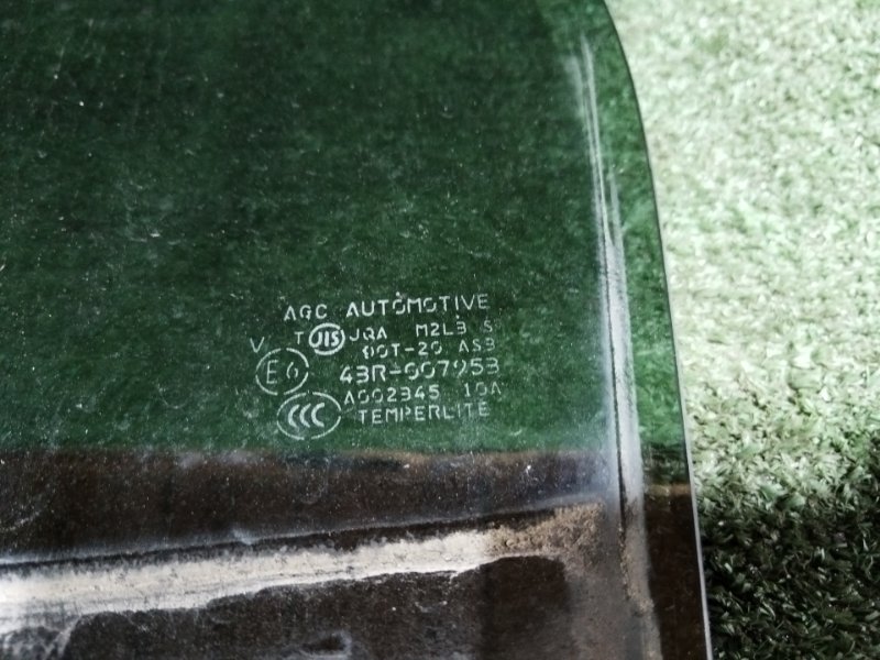 Стекло двери заднее левое заднее левое Outlander 2014 GG2W 4B11