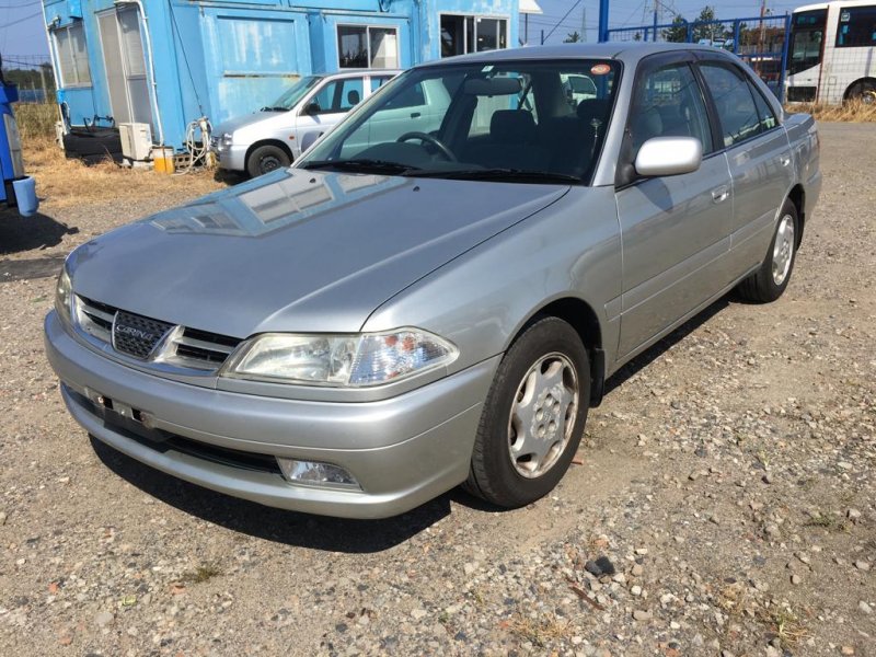 Автомобиль TOYOTA CARINA AT211 7A-FE 2000 года в разбор