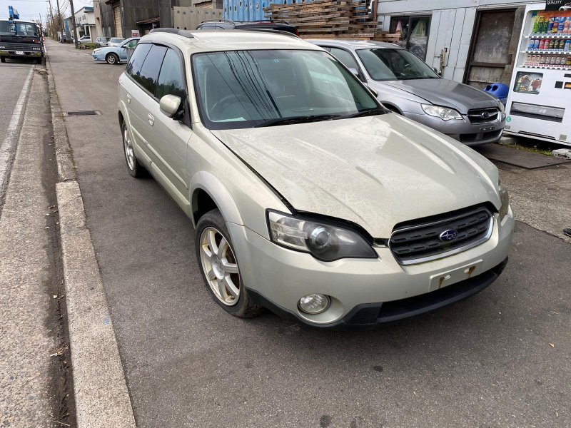 Автомобиль SUBARU OUTBACK BPE EZ30 2004 года в разбор