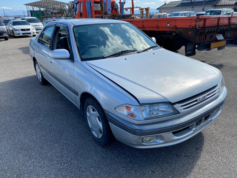 Автомобиль TOYOTA CARINA AT211 7A-FE 1997 года в разбор