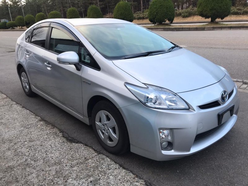 Автомобиль TOYOTA PRIUS ZVW30 2ZR-FXE 2010 года в разбор